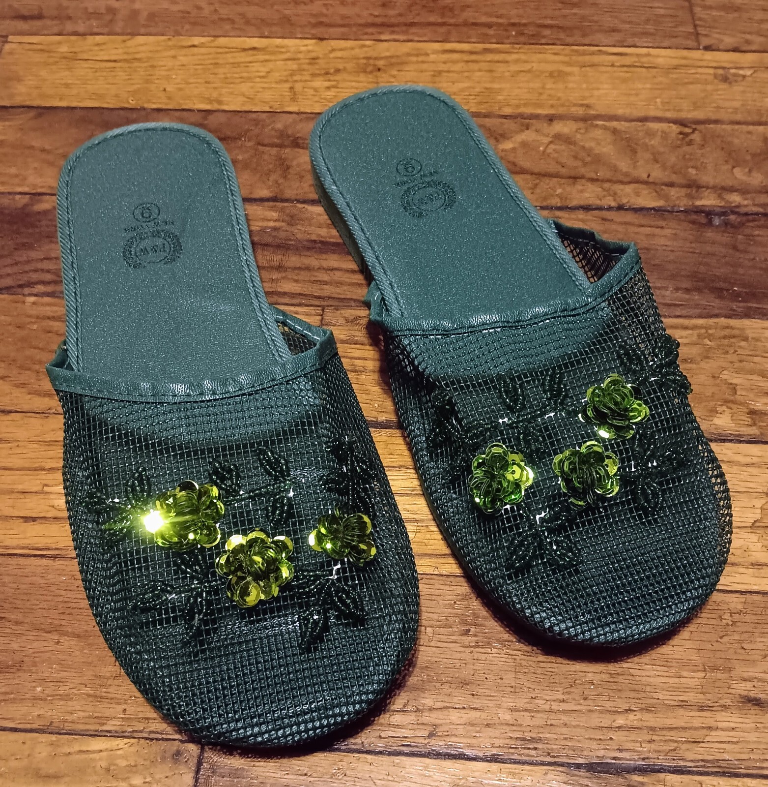 New Women’s Mesh Sequin Comfort Slippers in 13 Colors