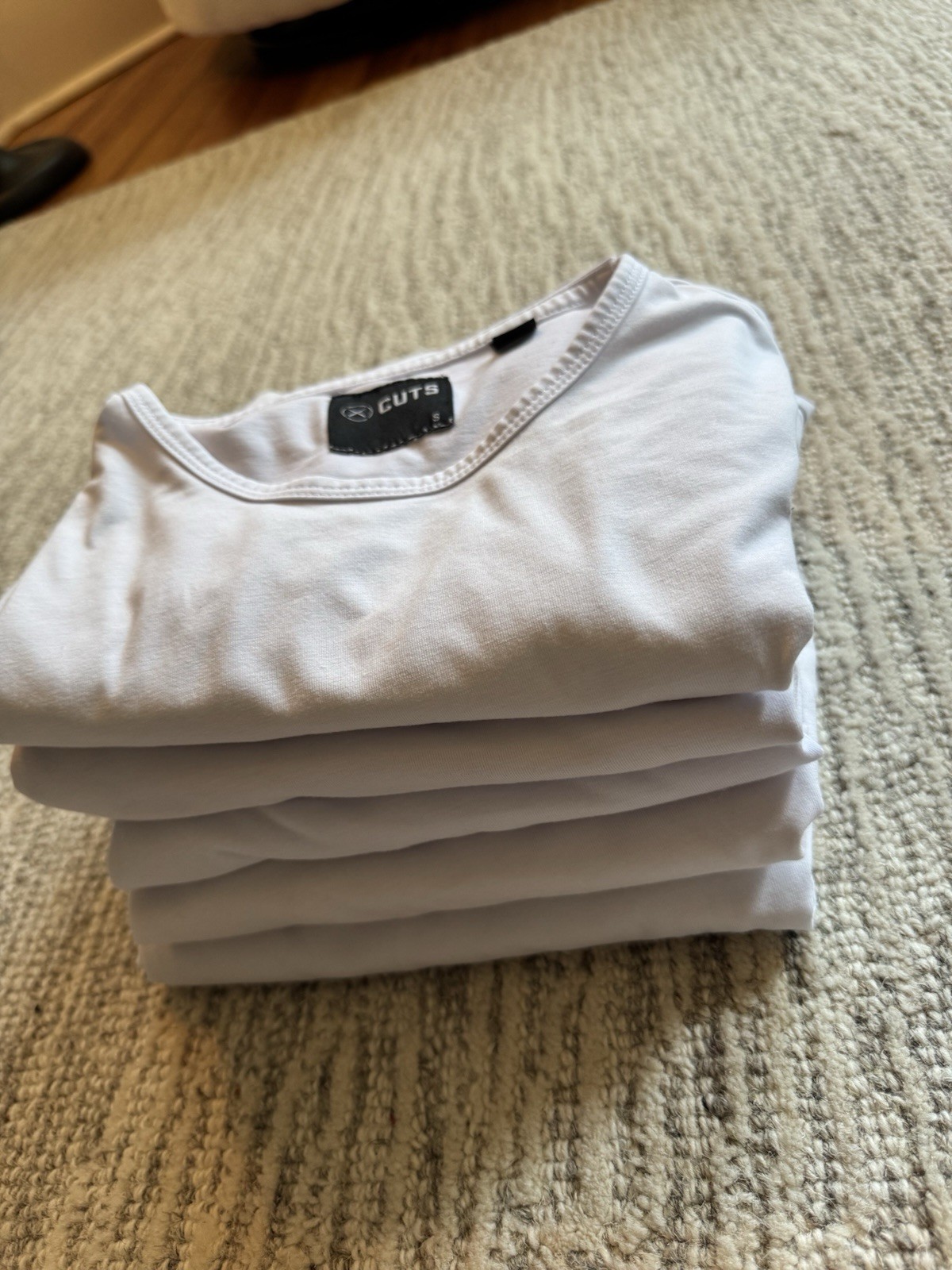 17 Pieces Huge Cuts / AO Men’s Small Bundle – Premium Basics Capsule Wardrobe