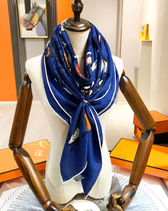 70% Cashmere 30% Silk Bandana Scarf Blue leaf Print Neckerchief Shawl wrap 53”