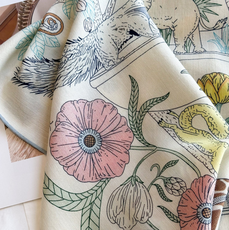 70% Cashmere 30% Silk Wrap Scarf garden Print Double Face Print Shawl 135X135cm