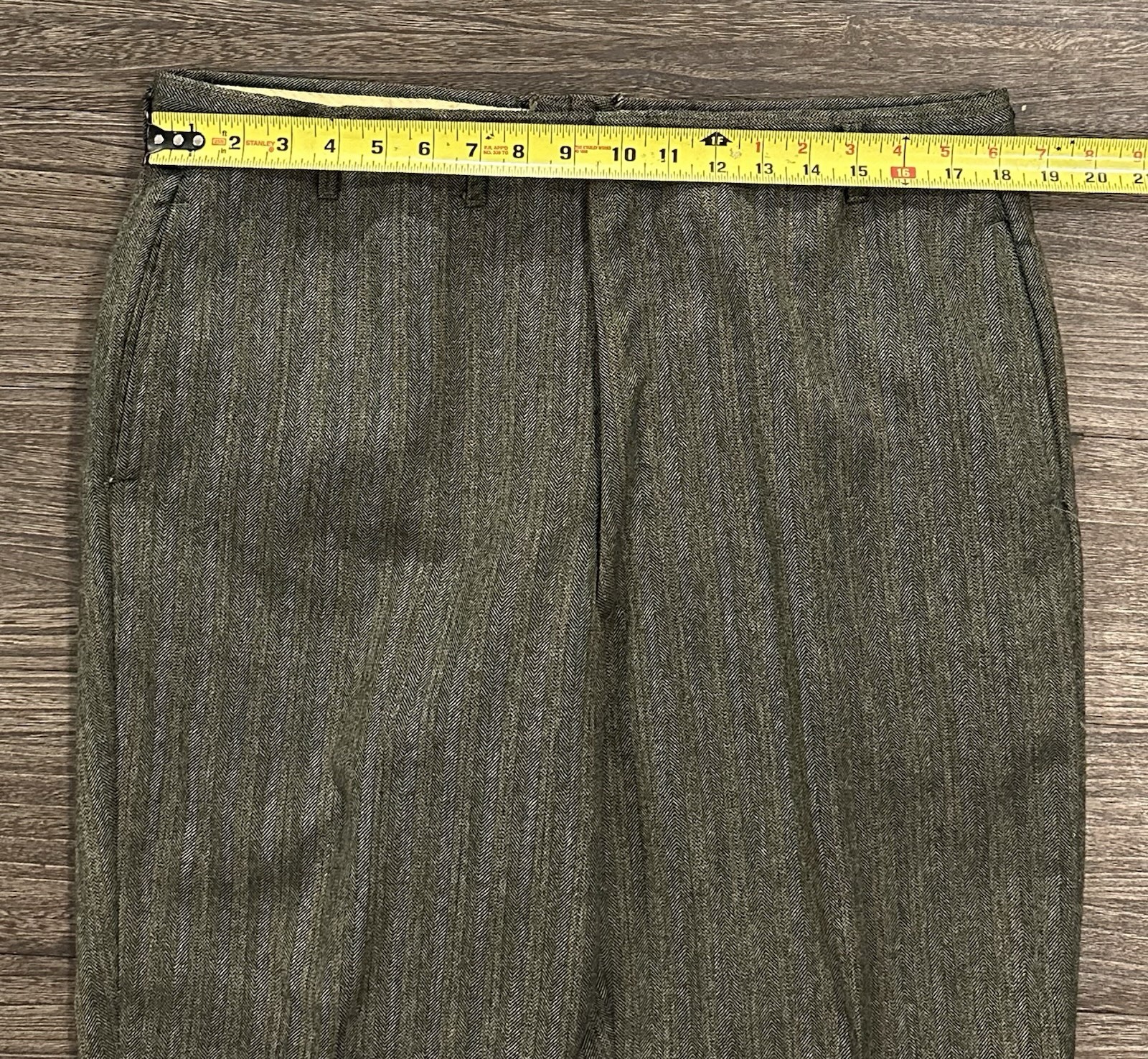 1960s/70s Robert Hall 3 Piece Vintage Suit Sage Green Reversible Vest Size 40R