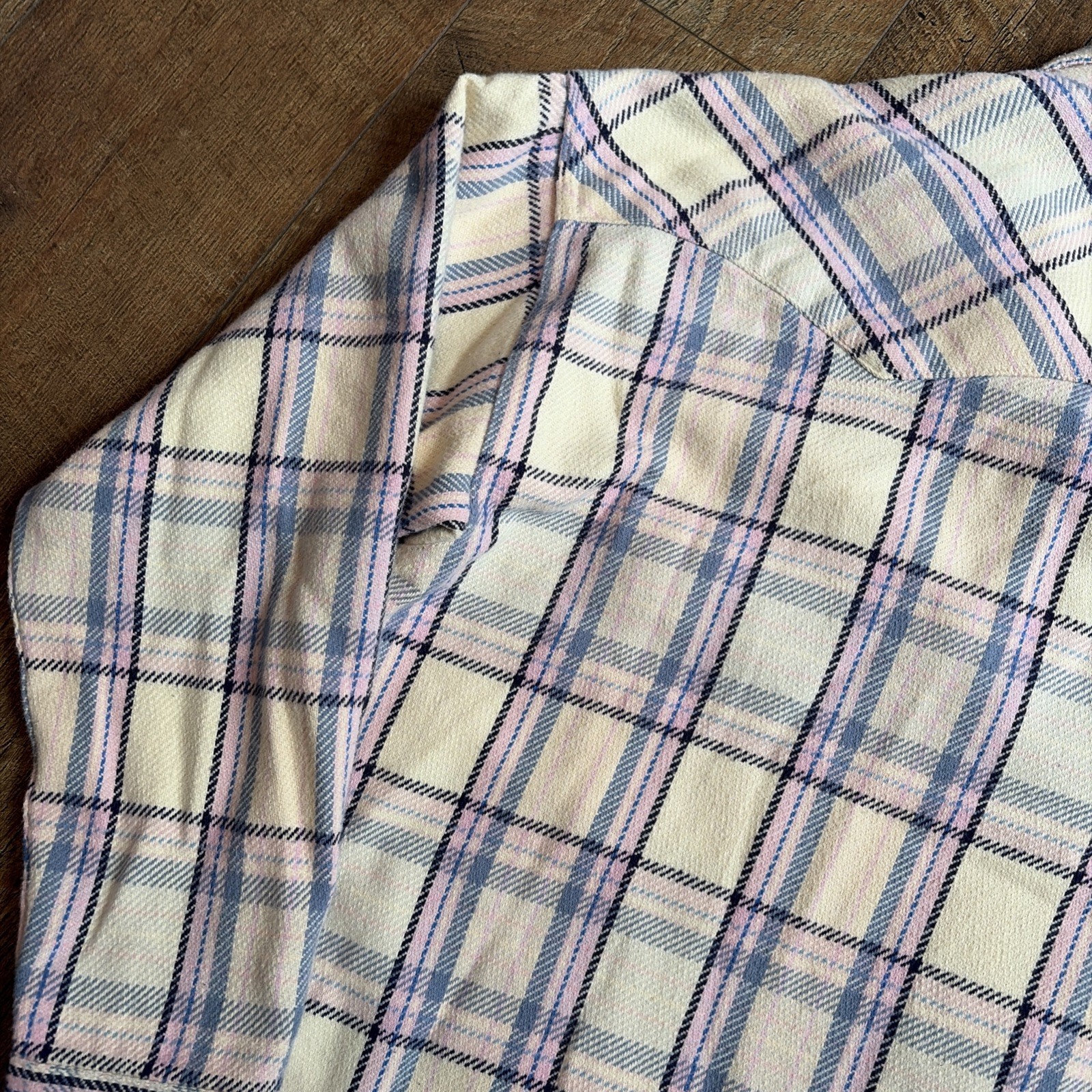 J Crew | 100% Cotton ‘Relaxed Fit’ Blue & Pink Plaid Pearl Snap Oversize Flannel