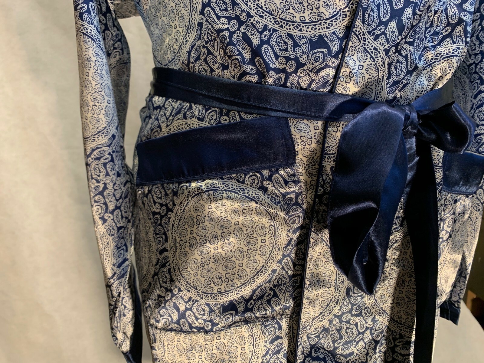 Mens Silk Satin Robe – Navy Paisley Auspicious ” 5 Day Delivery USA Seller ”