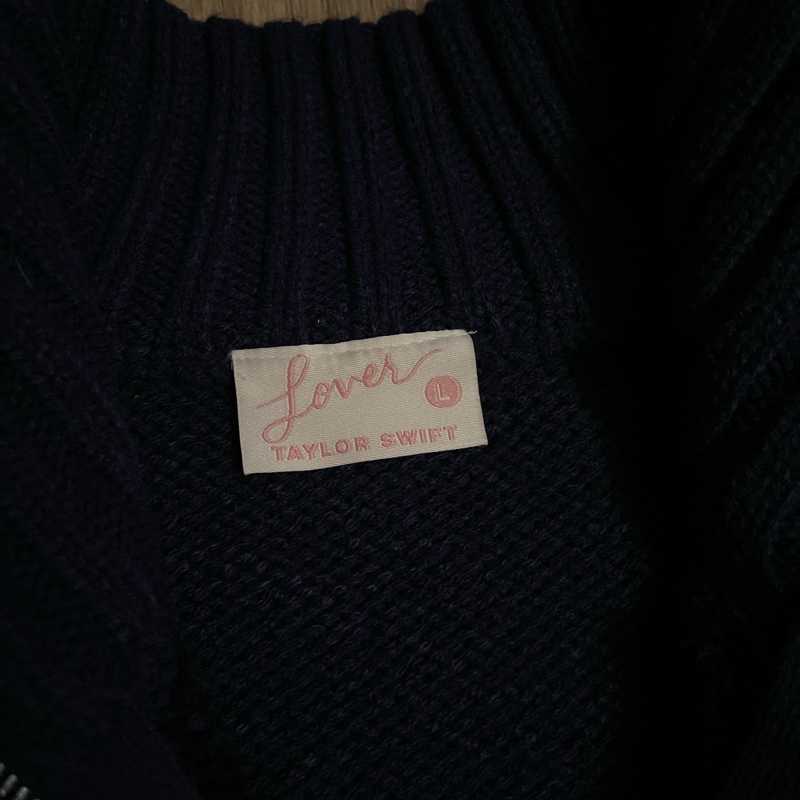 Taylor Swift Lover House Holiday Collection Zip Up Sweater Size Large 2025