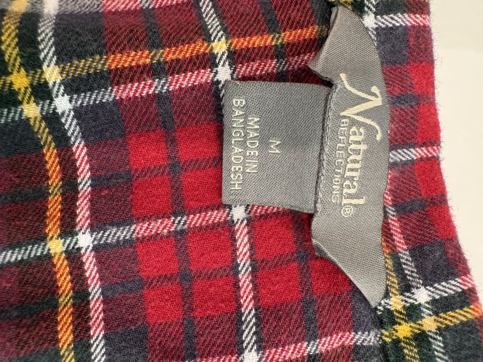 Natural Reflections Bass Pro Flannel Shirt Womens M 100% Cotton Red Plaid