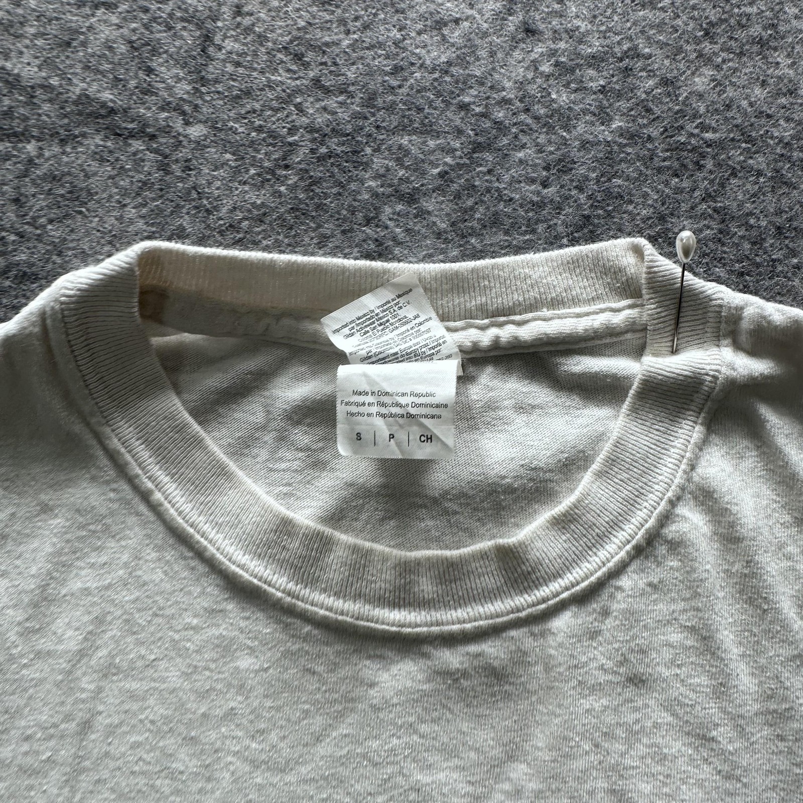 Gildan Shirt Mens Small Beige Photo Man Money Graphic Tee Gun Back Double Sided
