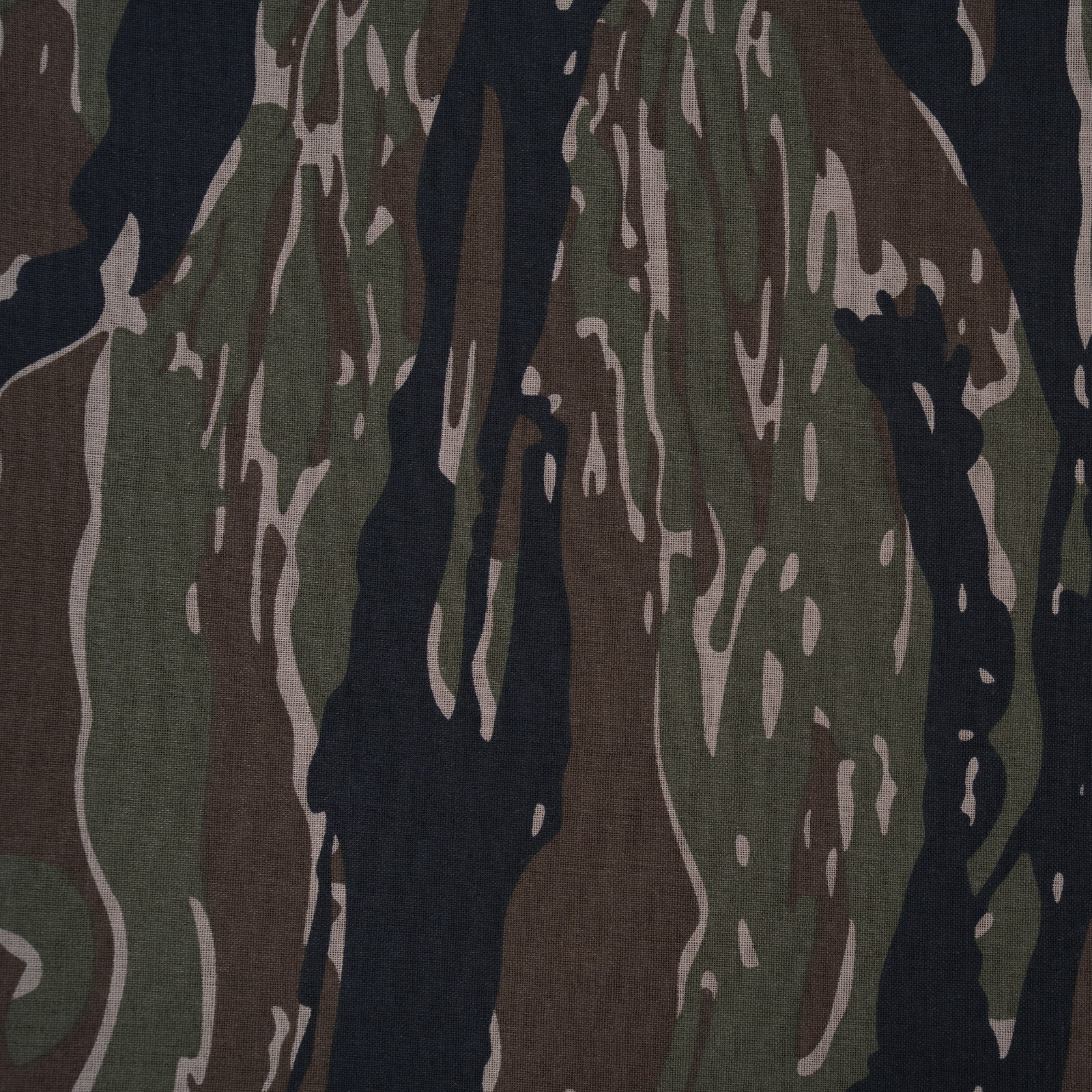 New Large Tiger Stripe Camo – Military Jumbo Bandana 27 In. X 27 In.