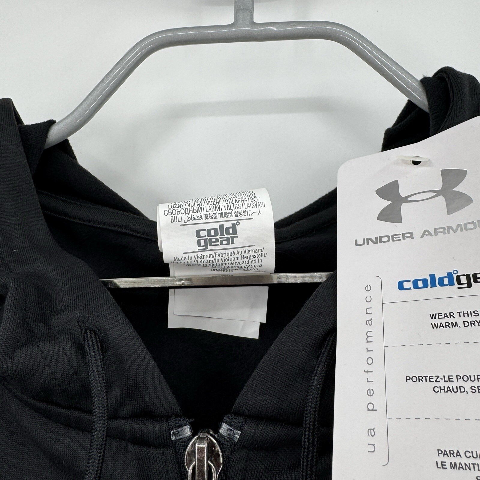 Under Armour Cold Gear Full Zip Hooded Jacket sz L Women’s in Black Fleece Lined