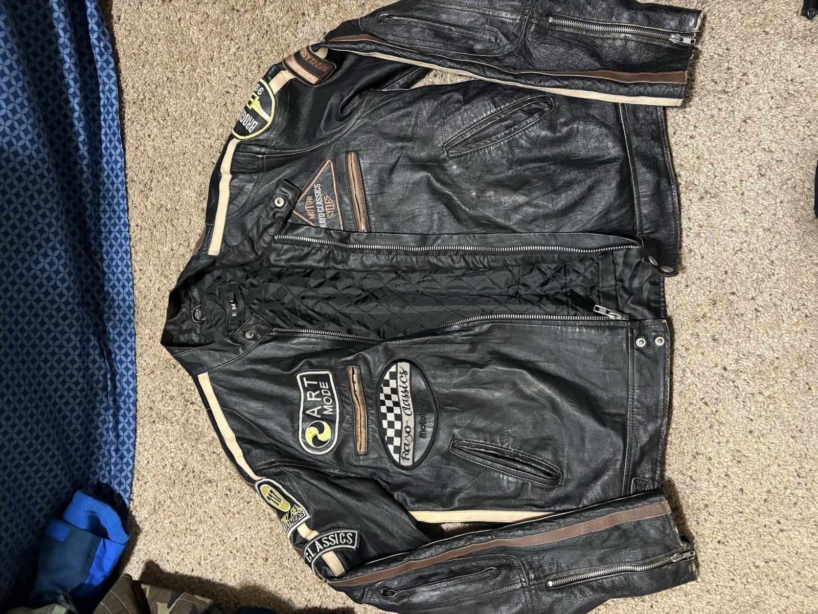 Black leather biker jacket with patches #biker #leatherjacket
