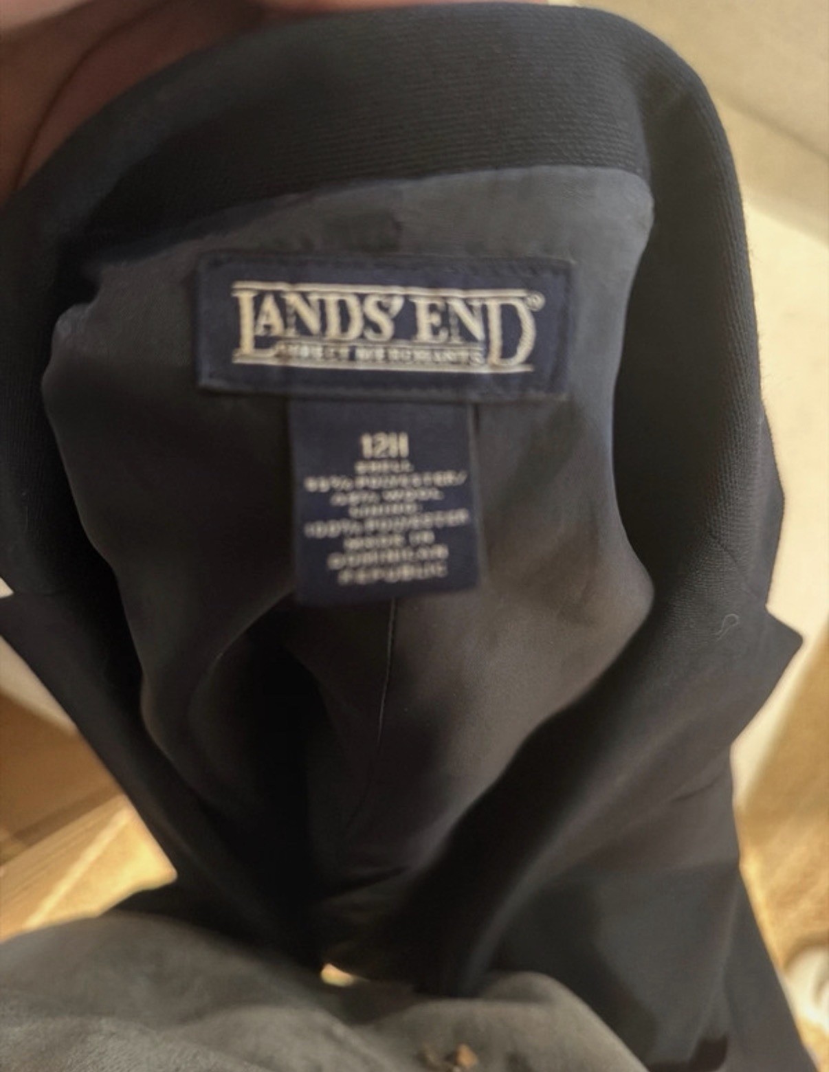Lands’ End Navy Wool Twill 2-Button Single-Breasted Blazer 12H Notch Vent