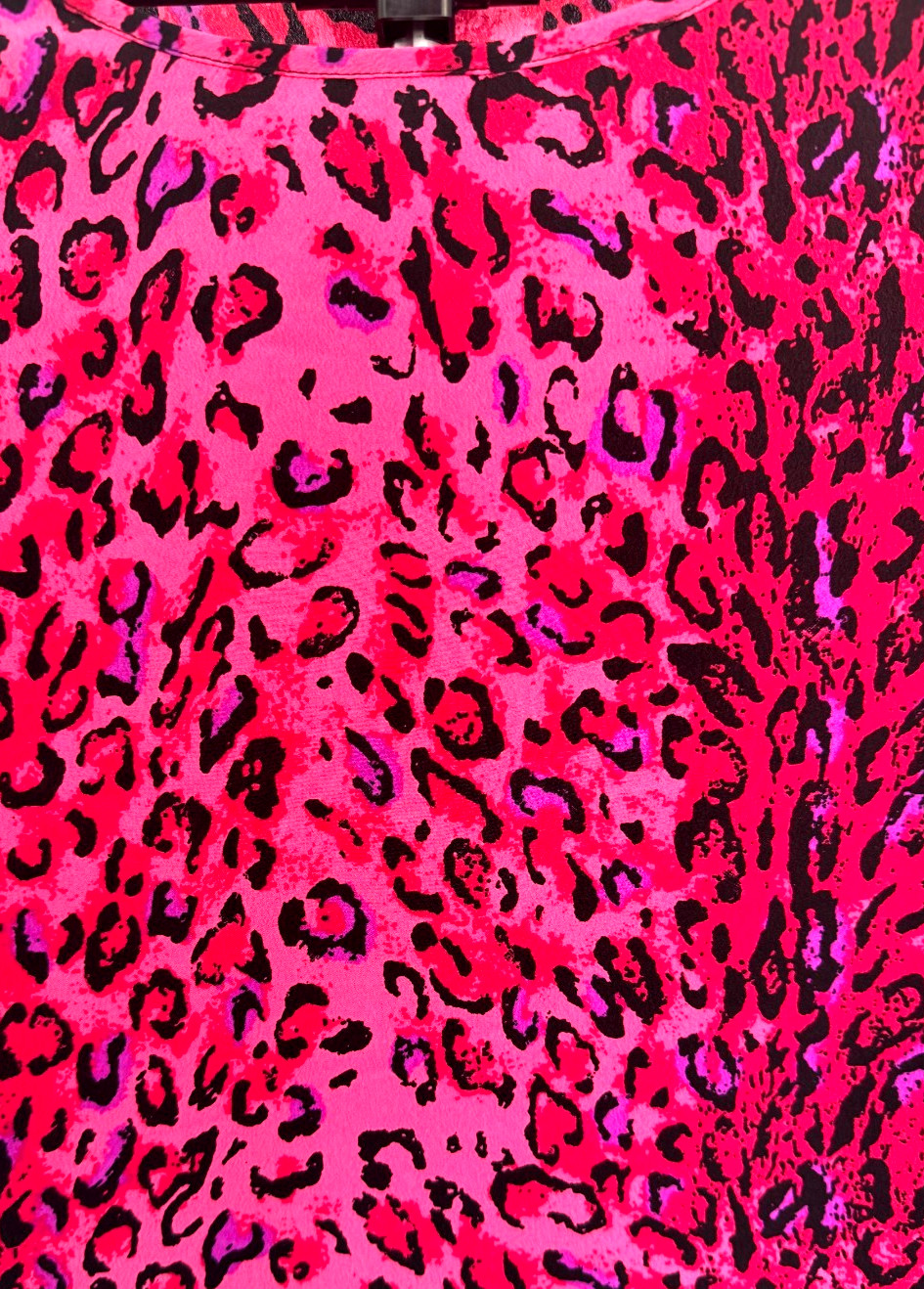 Capsule Pink Leopard Print Blouse Top Size 18 Short Sleeve Boat Neck Vibrant
