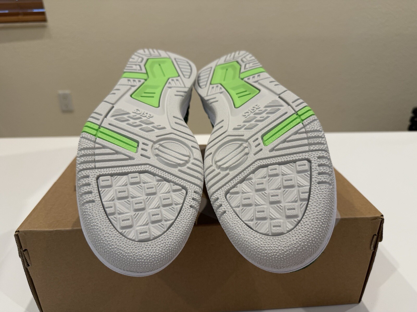ASICS EX89 Mens Mulpt Sizes Shoes White Green Classic Sneakers NEW 1201A963-101