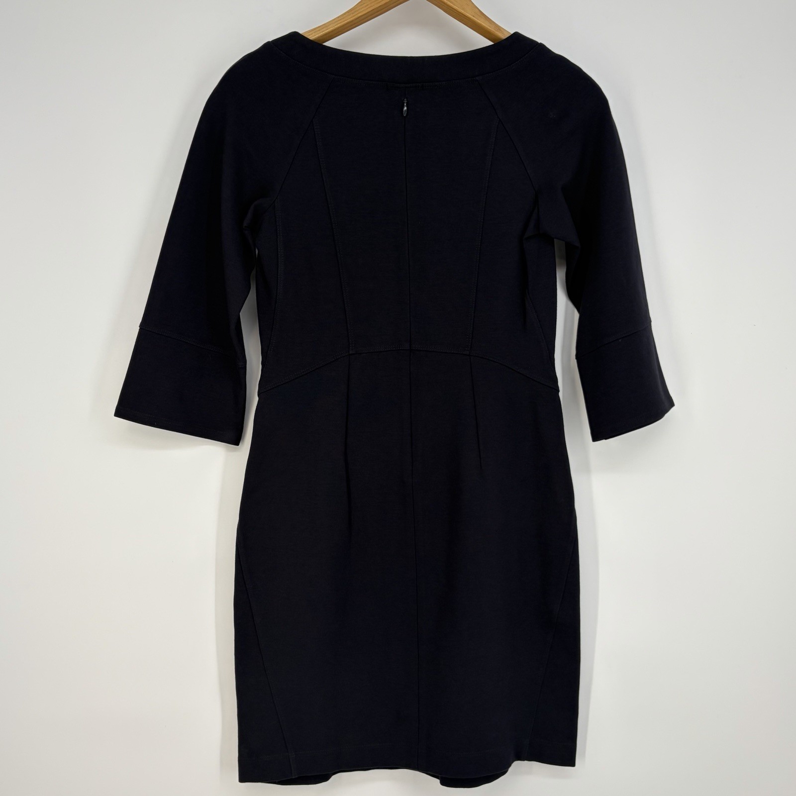 Theory Shift Dress 6 Navy 3/4 Sleeve Fitted Boatneck Timeless Career Capsule