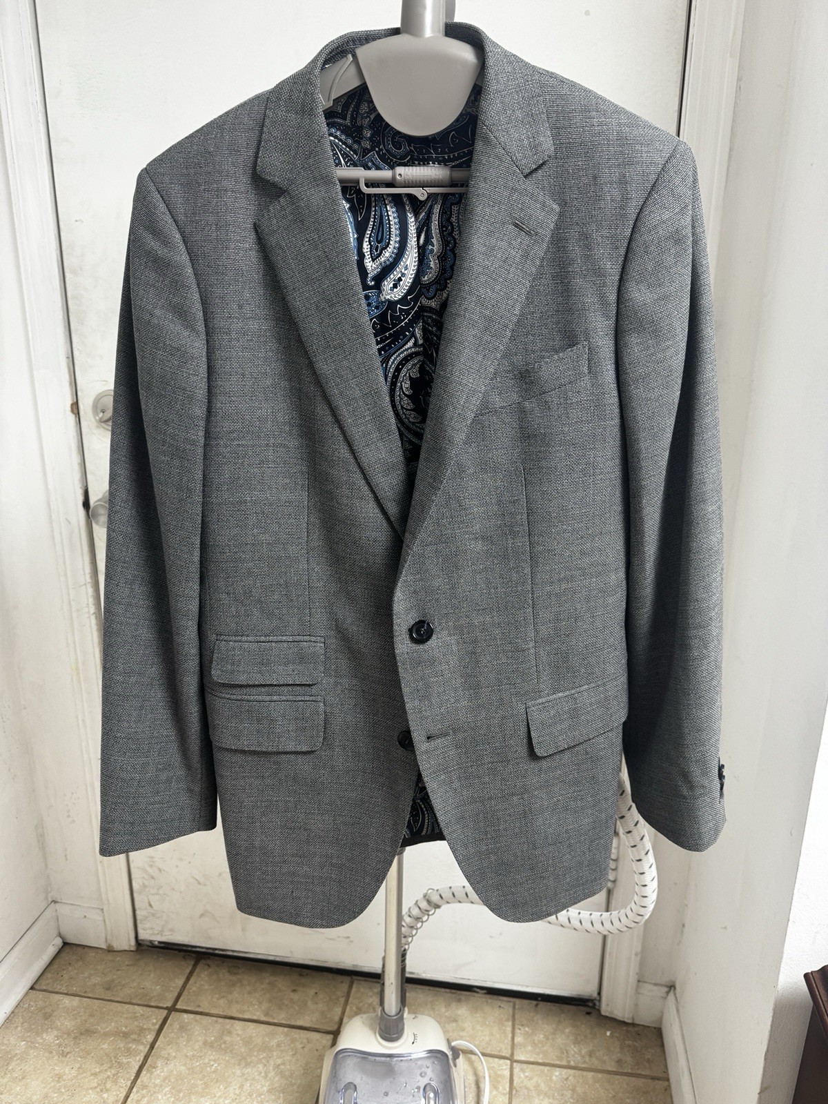 Garrison Bespoke Grey Wool Suit 40 R