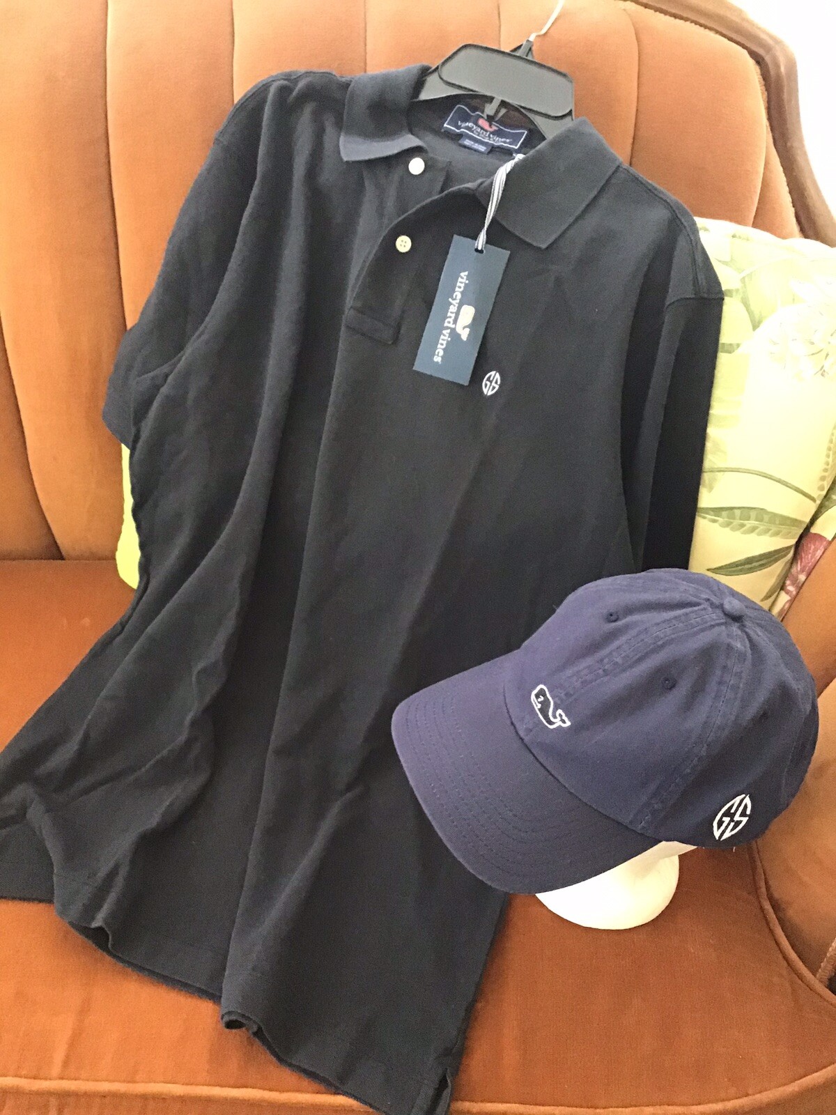 Vineyard Vines Classic Pique Polo Mens M & Whale Logo Hat Goldman Sachs Monogram