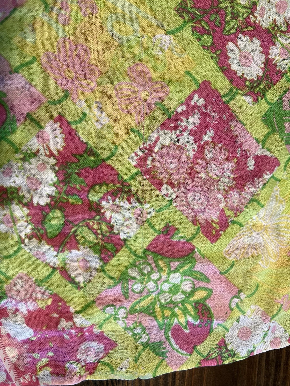 Lilly Pulitzer Murfee Scarf Sunshine Hibiscus Lime & Pink Silk/Cashmere blend