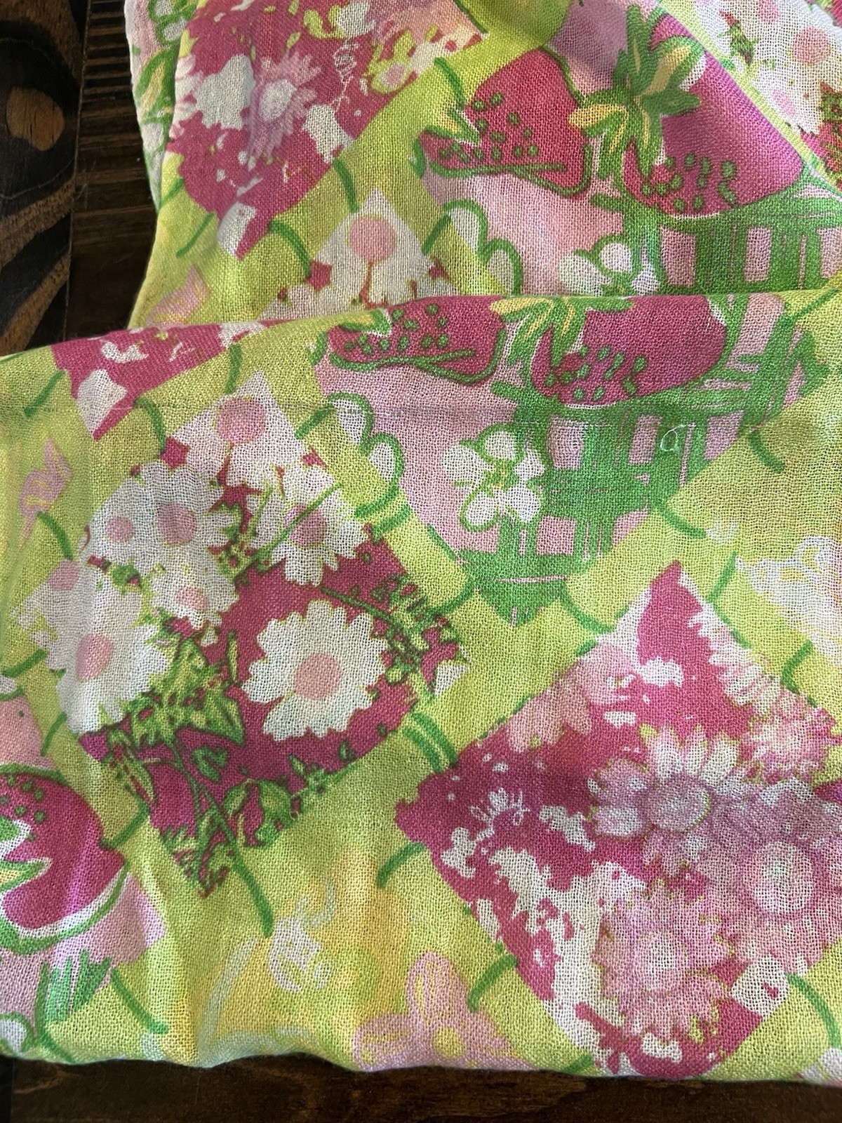 Lilly Pulitzer Murfee Scarf Sunshine Hibiscus Lime & Pink Silk/Cashmere blend