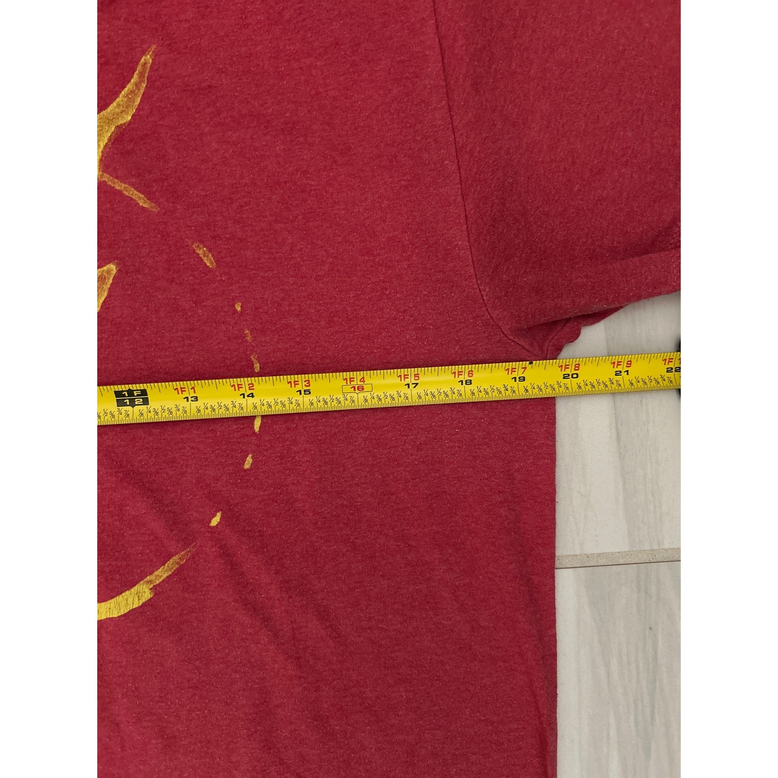 DC Comics The Flash T-Shirt Mens Medium Red Gold Lightning Bolt Graphic Tee