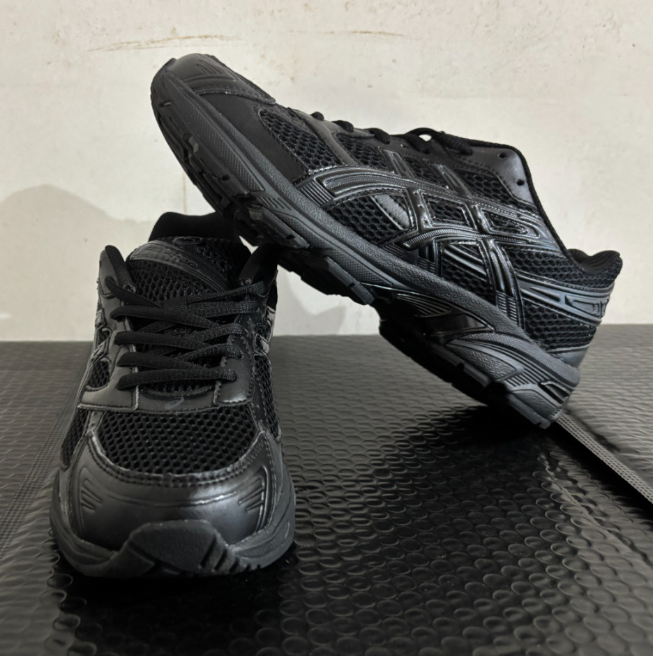 ASICS Gel 1130 Men’s Shoe Lifestyle Black Sneaker US 8.5 No Box