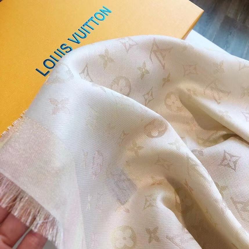 LOUIS VUITTON SCARF SHAWL PONCHO 100% AUTHENTIC CLASSIC SILK BEIGE WHITE