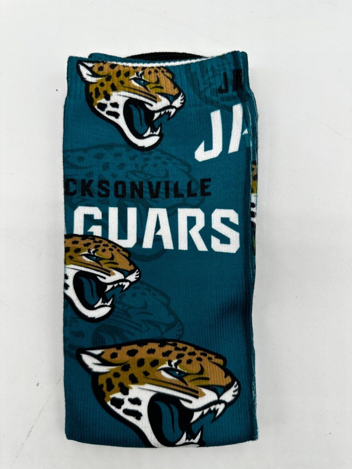 NEW ONE PAIR MENS “FOR BARE FEET” CREW SOCKS ALL 32 FOOTBALL TEAMS 10-13