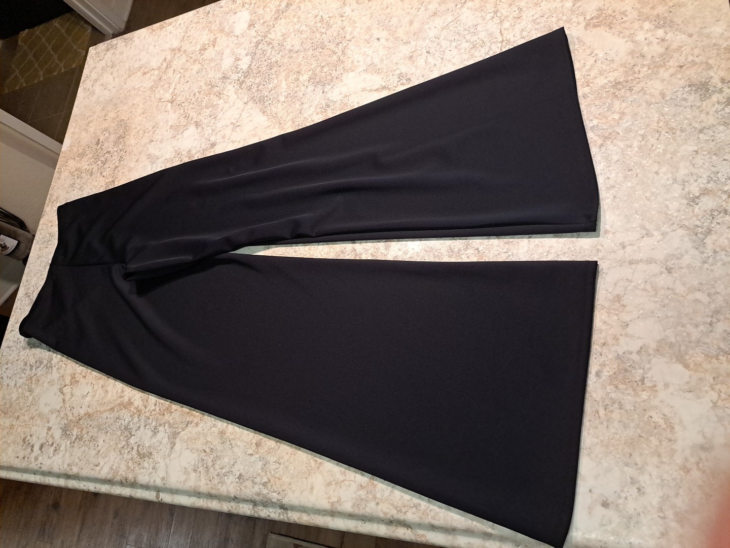 Good American Scuba Wide Leg Pants Black Sz 2 EUC Returns Accepted