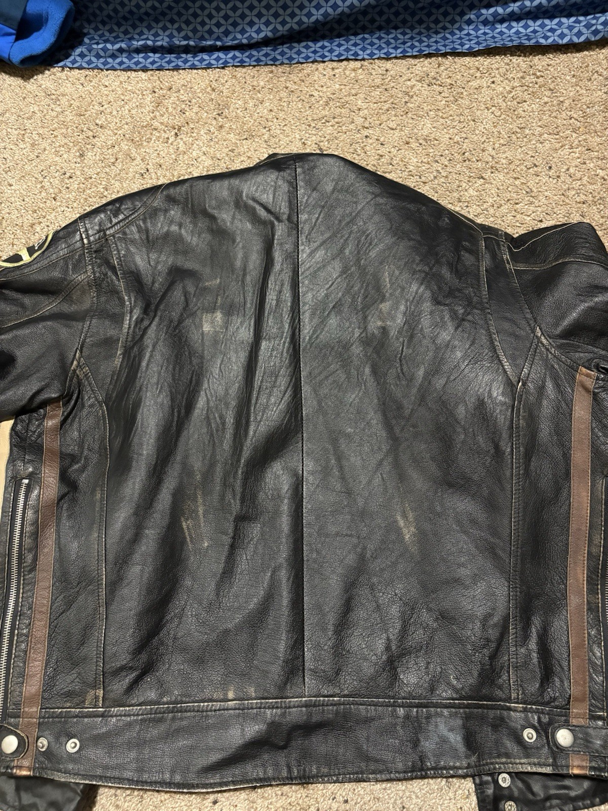 Black leather biker jacket with patches #biker #leatherjacket