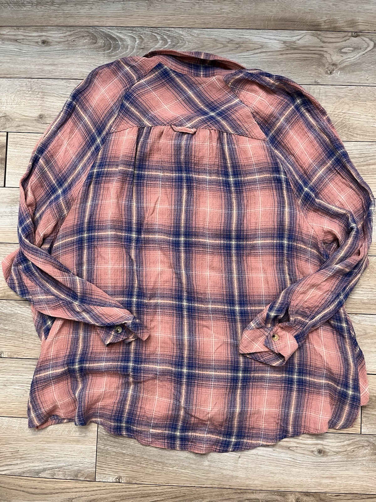 BDG Flannel Blouse Size Large