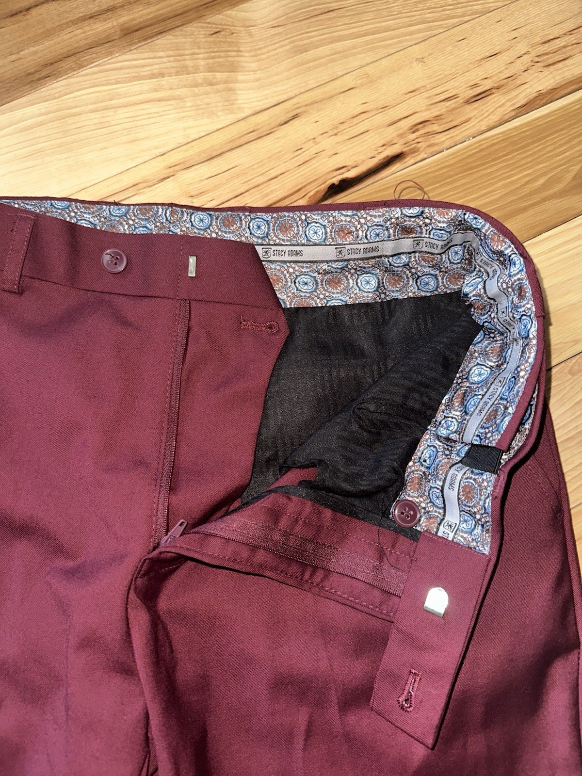 Men’s Burgundy Suit 38R Slim Fit 3 Piece Prom Wedding Formal $395 Retail